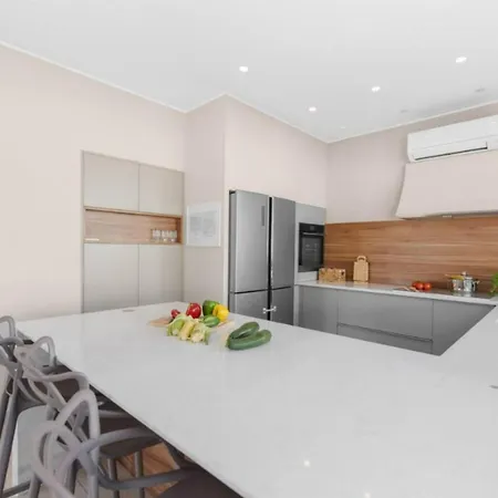 Near With 12 Meters Long Heated Pool Villa *