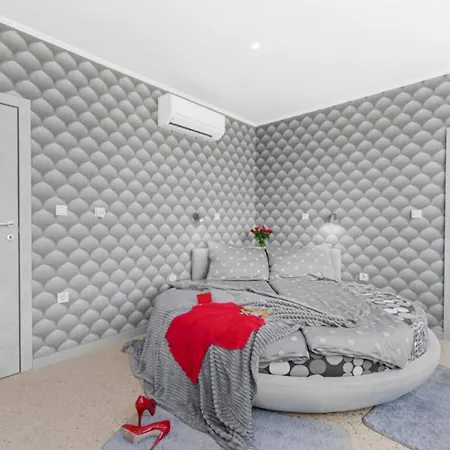 Near With 12 Meters Long Heated Pool * Pjescana Uvala